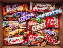 How to Secure Meals and Snacks for Dietary Restrictions on Trains?