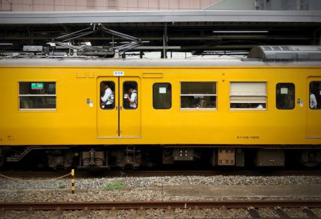 Train - yellow and gray train
