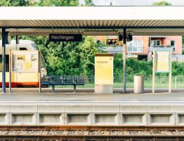 How to Secure Electronic Devices and Personal Information on Trains?